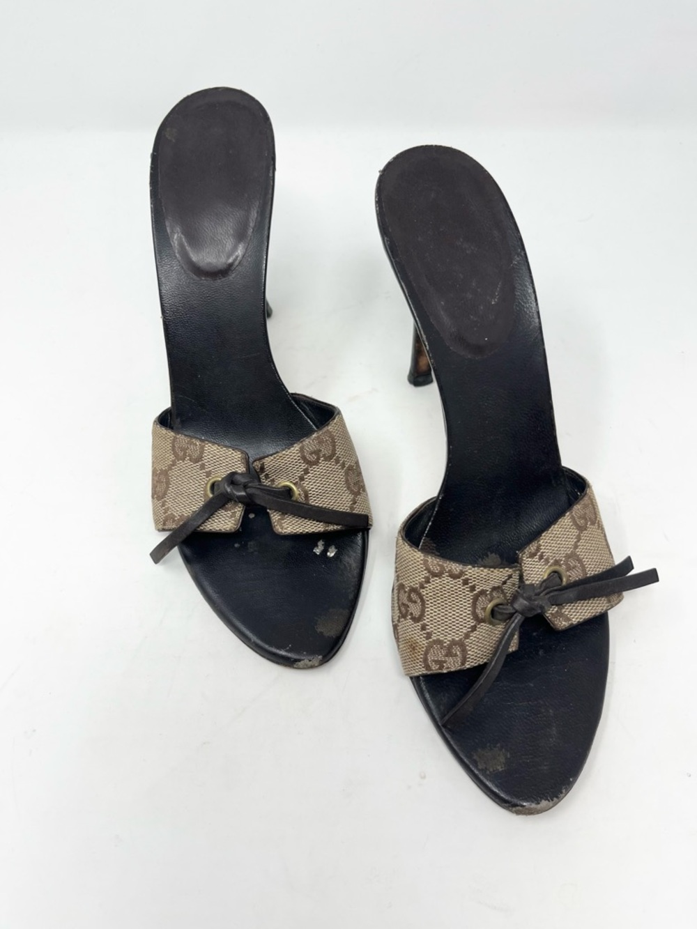 Vintage Gucci GG Monogram Canvas Knot Heel Mule Sandals Tom Ford Era size 7B